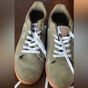Men’s Vans size 11